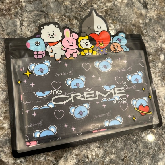 K-POP BTS Crème Shop Covid Face Masks (10 in total between the two bags) - Picture 3 of 5